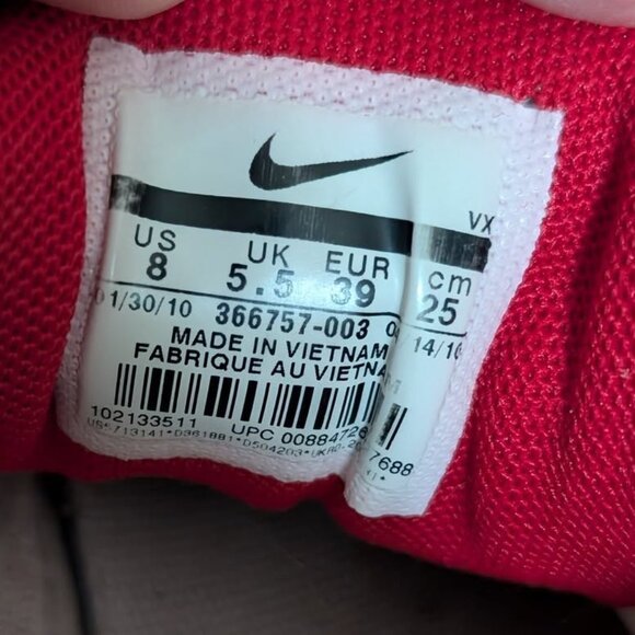 Nike Air Sneakers Soccer Lace up Shoes in Gray & Pink Running Activewear Sneaker - Picture 6 of 6